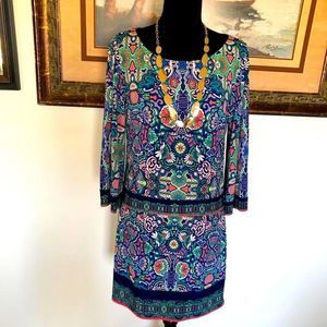 Beautiful long sleeve dress size S by laundry 